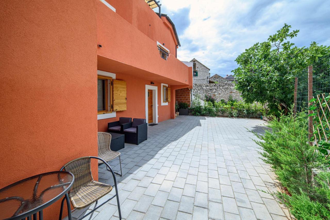 Apartments Orsula Near Old Town Sibenik Luaran gambar