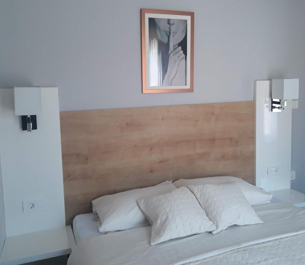 Apartments Orsula Near Old Town Sibenik Bilik gambar